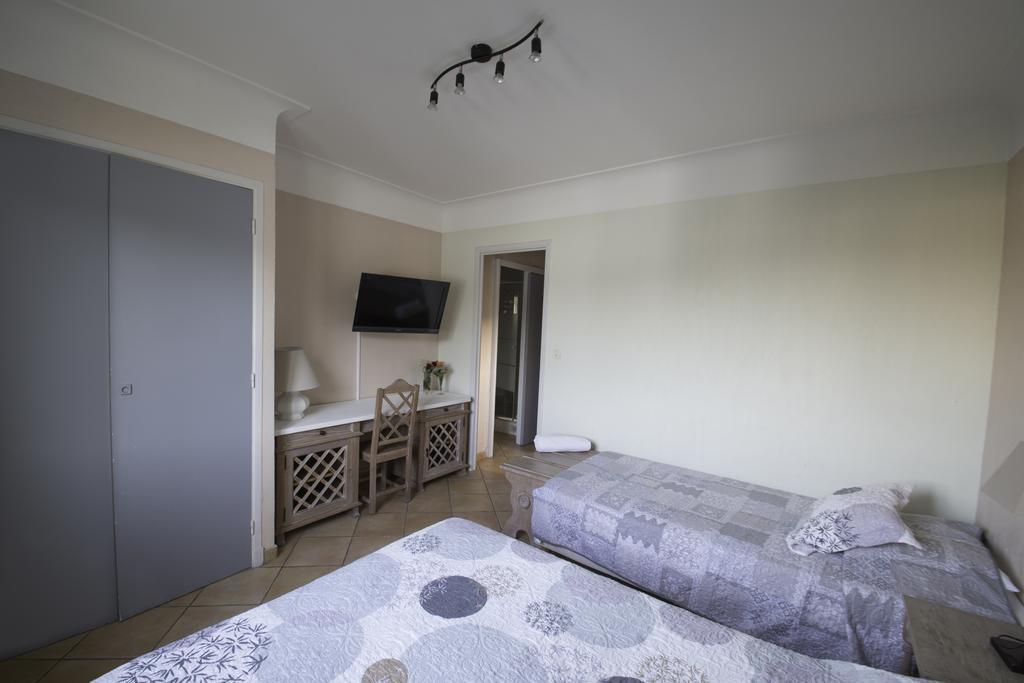 Albergo Hotel Saint-Laurent-du-Var 외부 사진