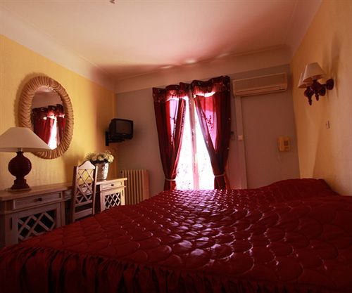 Albergo Hotel Saint-Laurent-du-Var 외부 사진